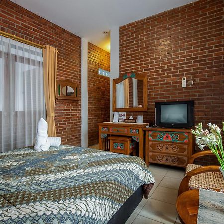 Sekararum Butik Syariah Guesthouse Bandung Buitenkant foto