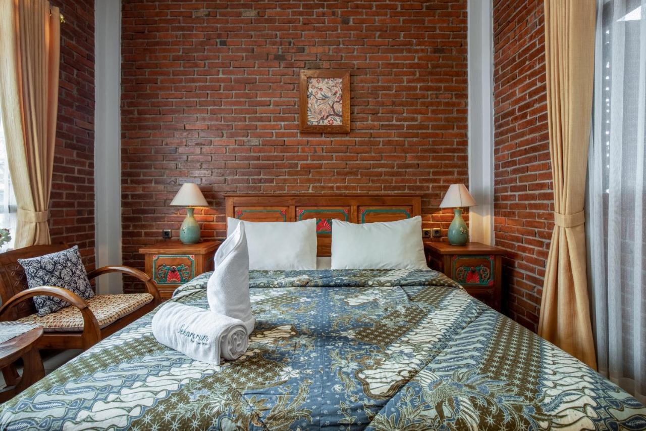Sekararum Butik Syariah Guesthouse Bandung Buitenkant foto