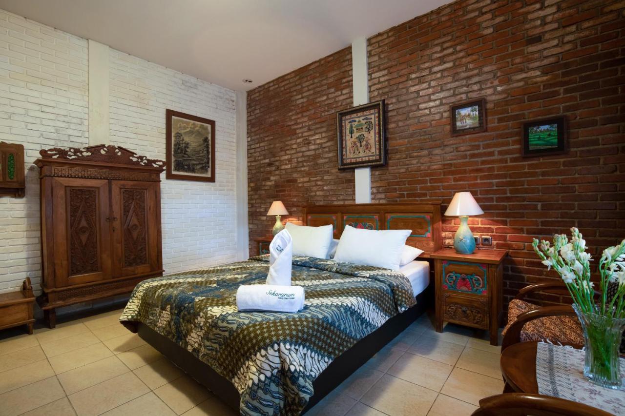 Sekararum Butik Syariah Guesthouse Bandung Buitenkant foto