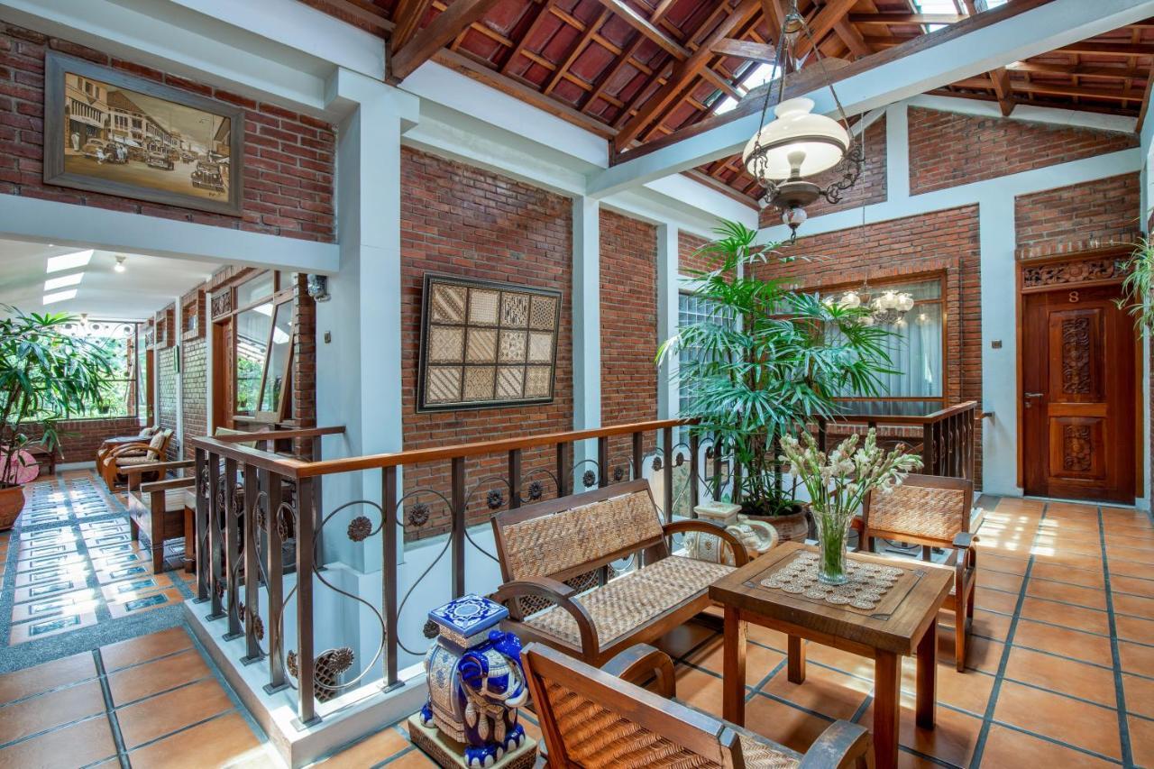 Sekararum Butik Syariah Guesthouse Bandung Buitenkant foto