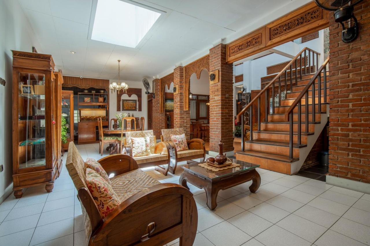 Sekararum Butik Syariah Guesthouse Bandung Buitenkant foto