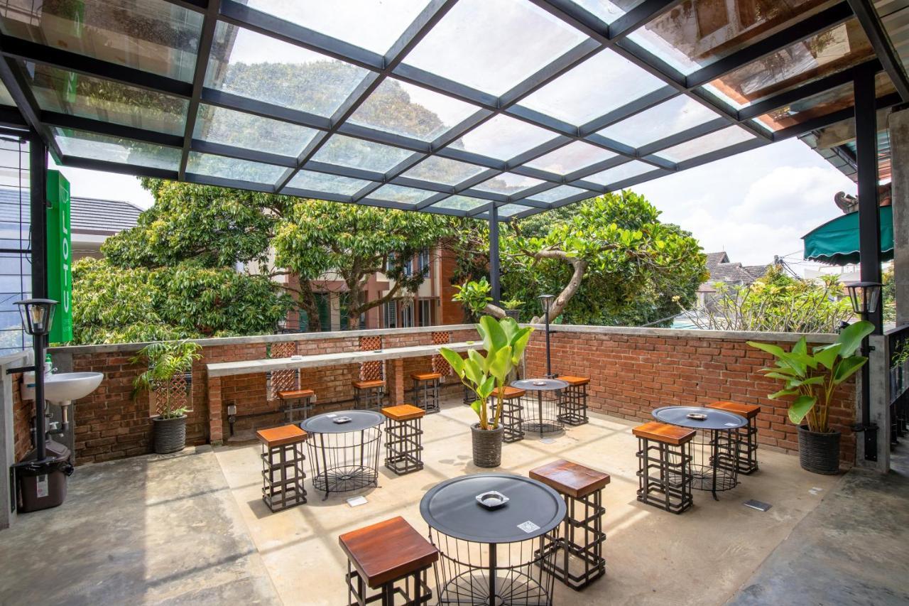 Sekararum Butik Syariah Guesthouse Bandung Buitenkant foto